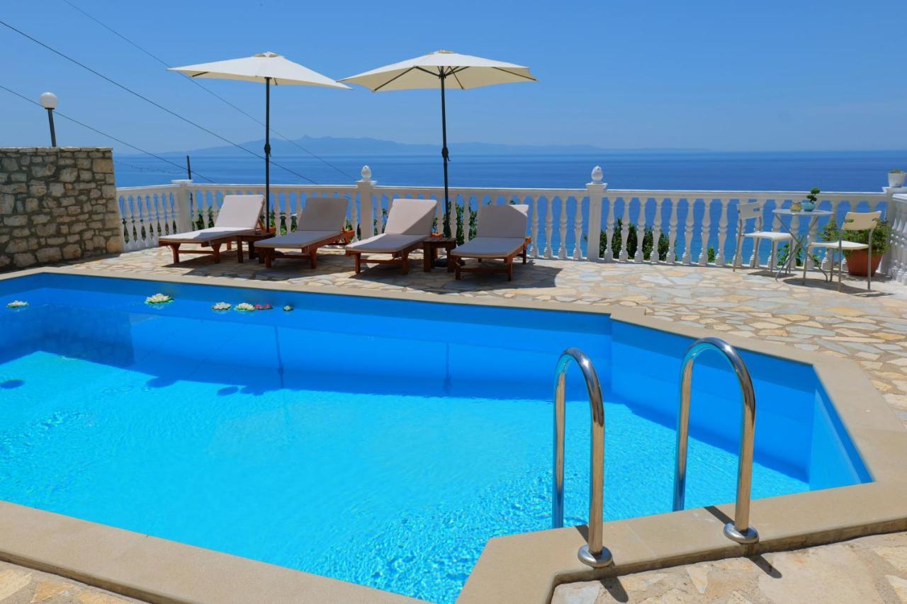 Sunset Villas Кепаро Екстериор снимка