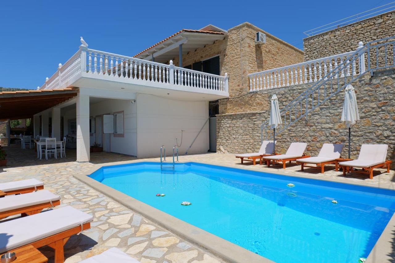 Sunset Villas Кепаро Екстериор снимка
