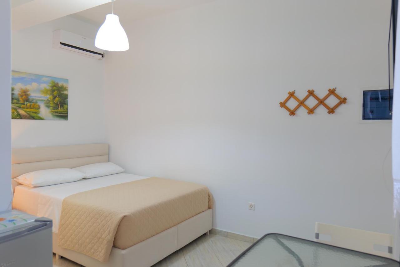 Sunset Villas Кепаро Екстериор снимка