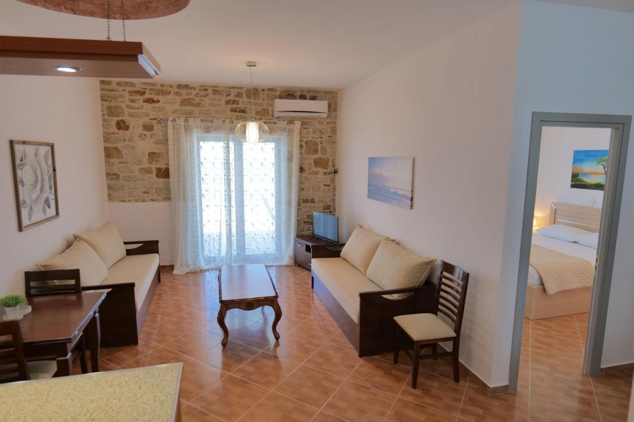 Sunset Villas Кепаро Екстериор снимка