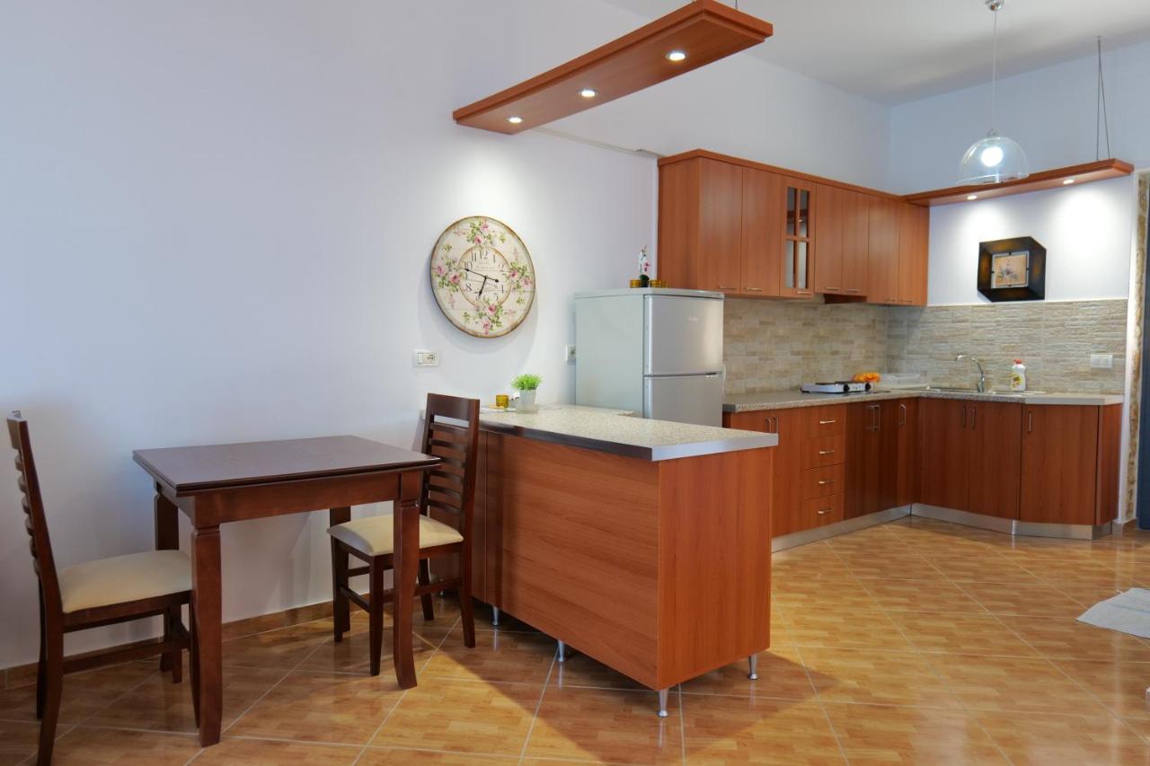 Sunset Villas Кепаро Екстериор снимка