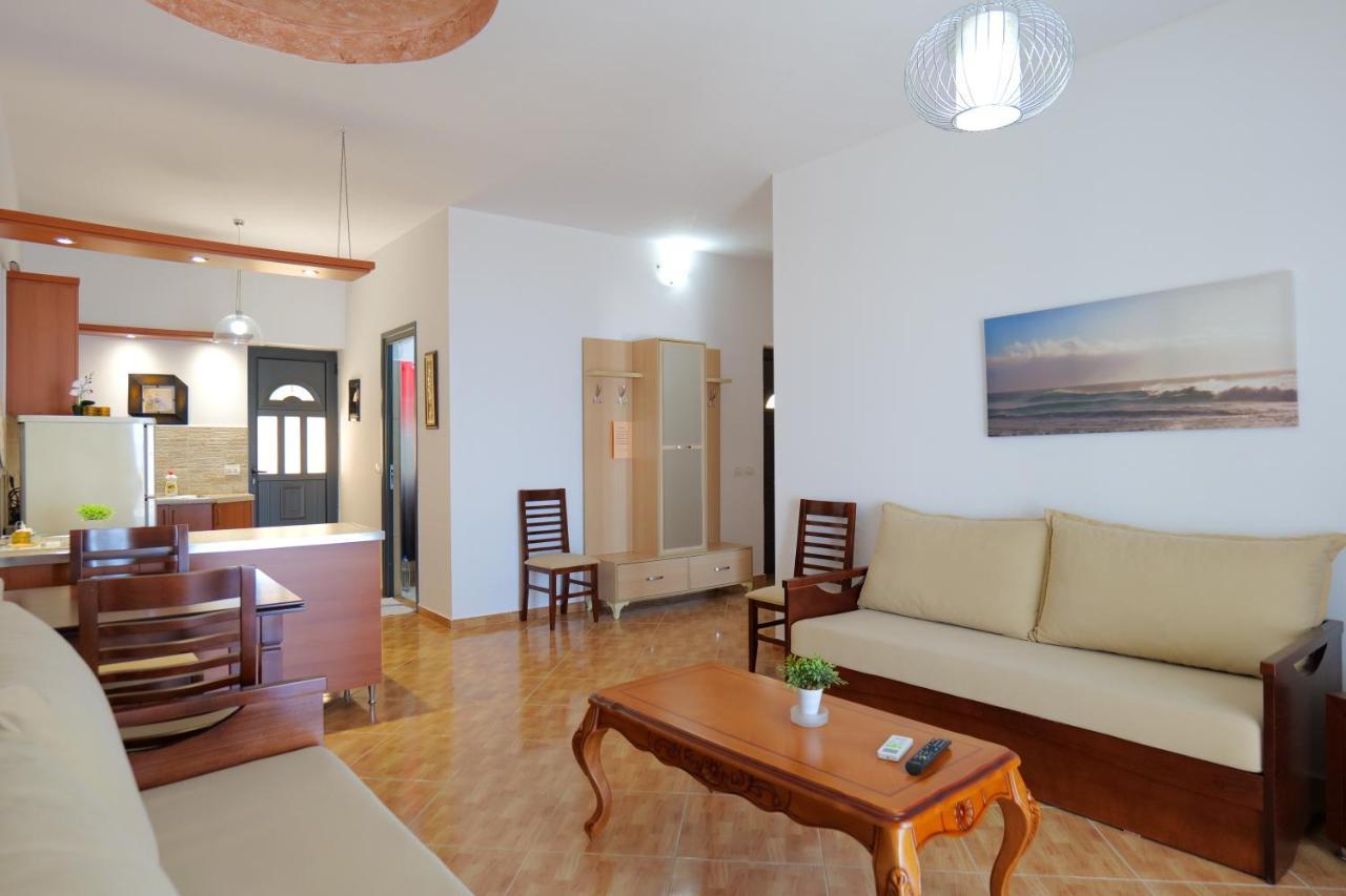 Sunset Villas Кепаро Екстериор снимка
