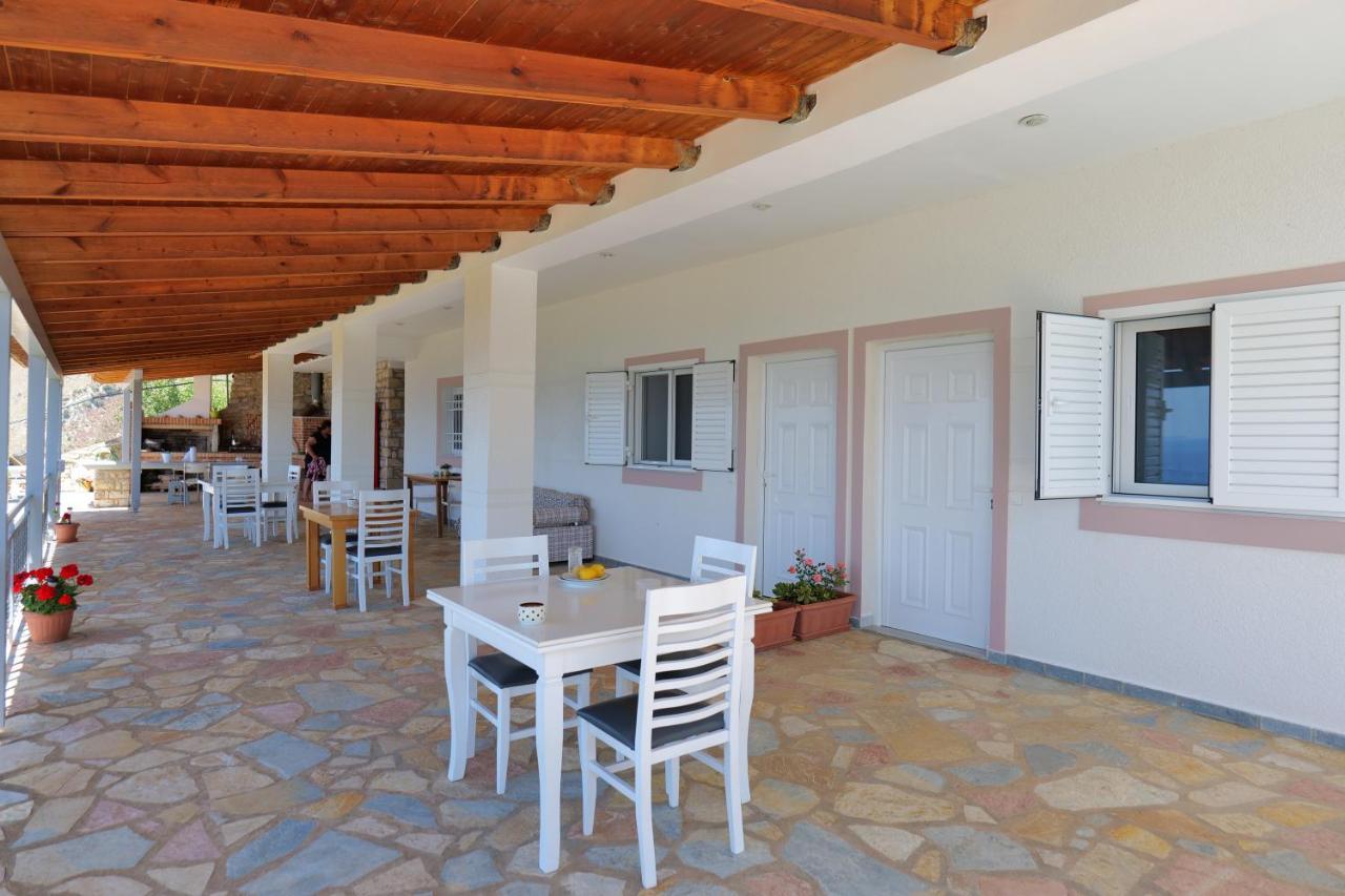Sunset Villas Кепаро Екстериор снимка