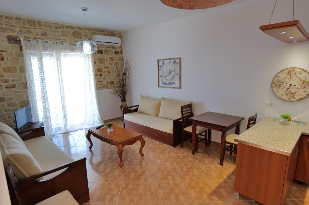 Sunset Villas Кепаро Екстериор снимка
